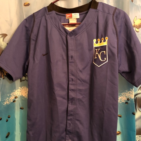 Shirt - Picture 1 of 6